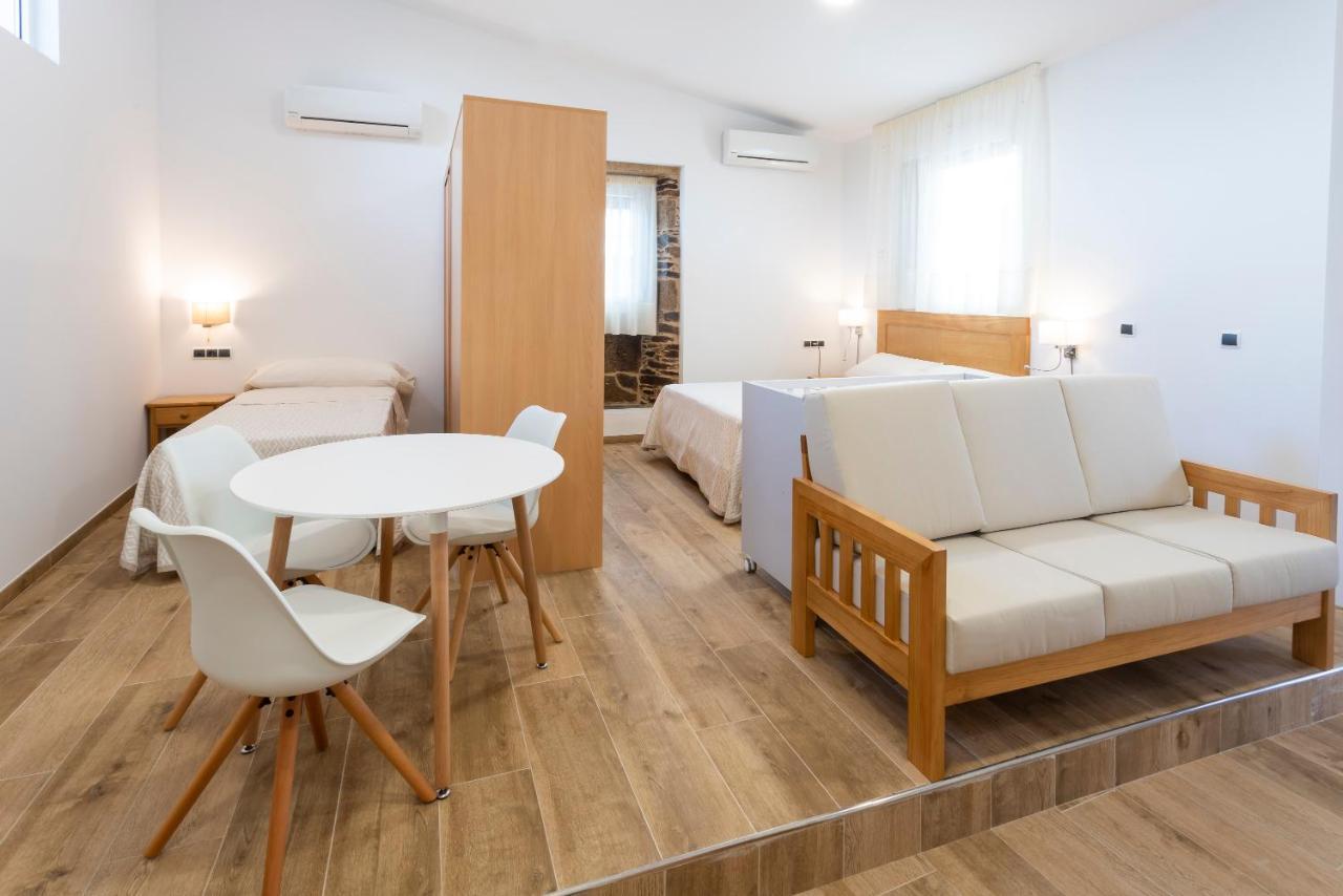 Hotel Donas E Cabaleiros Boqueixon Extérieur photo